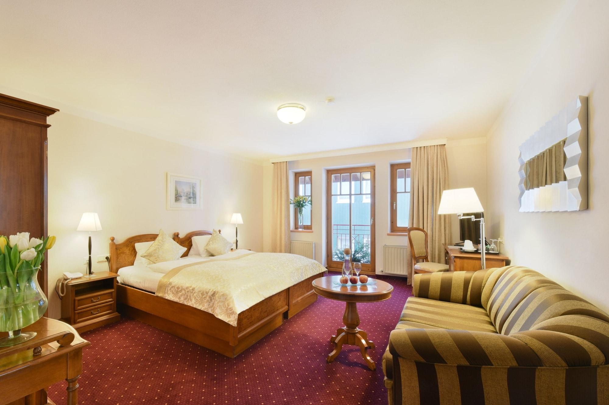 Cella Central Historic Boutique Hotel 4*